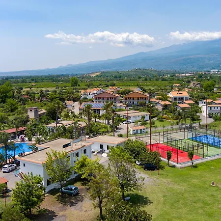 Semesteranläggning (resort) Villaggio Alkantara 3*