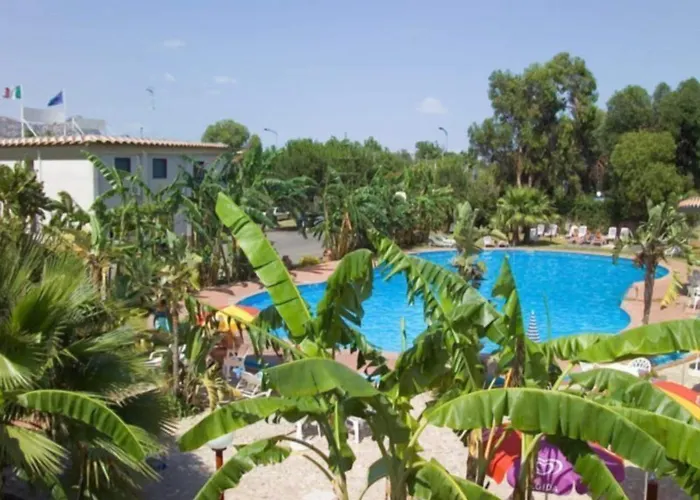 Villaggio Alkantara 지아르디니낙소스