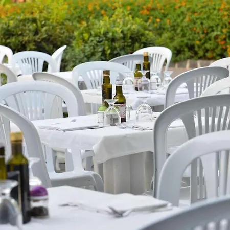 Villaggio Alkantara 3* جيارديني ناكسوس