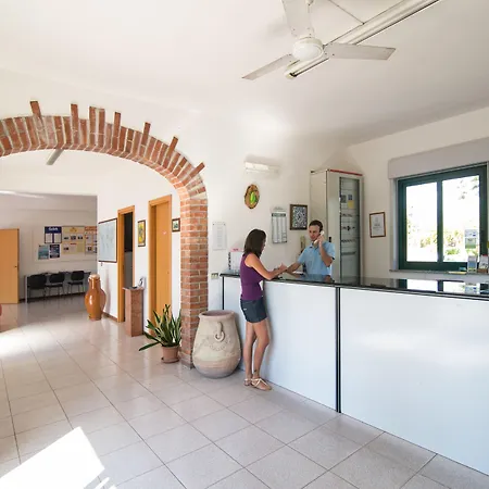 Villaggio Alkantara אתר נופש 3*