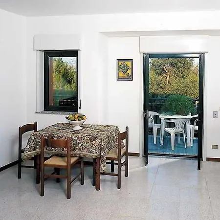 אתר נופש Villaggio Alkantara גיארדיני נאקסוס